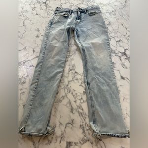 Light blue Jeans ( 32' 32)